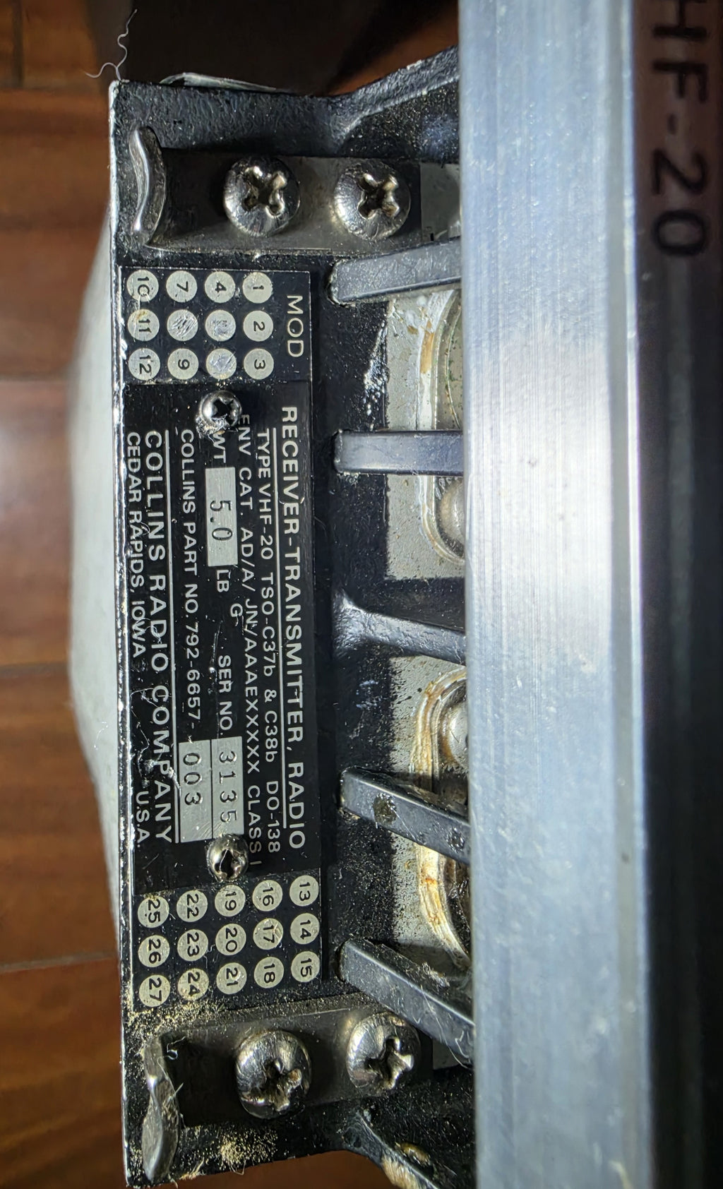VHF 20 -