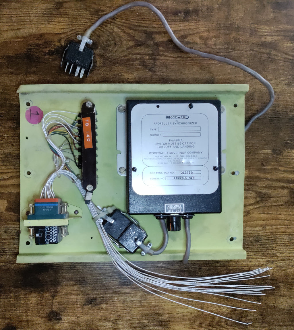 PROPELLER SYNCHRONIZER - 213350