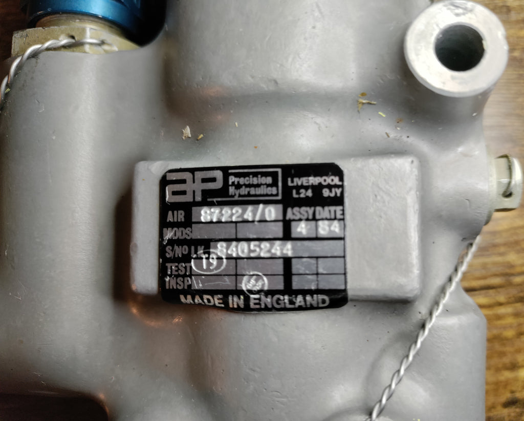 HYDRAULIC VALVE - 87224/0