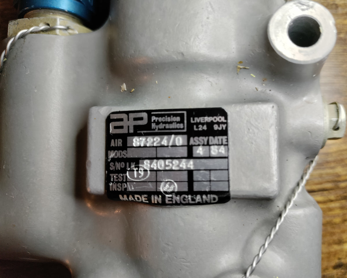 HYDRAULIC VALVE - 87224/0