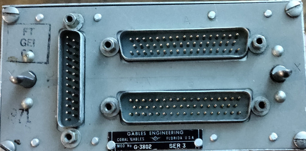 RADIO -NAV & COMM CONTROLLER - MOD   G-3802