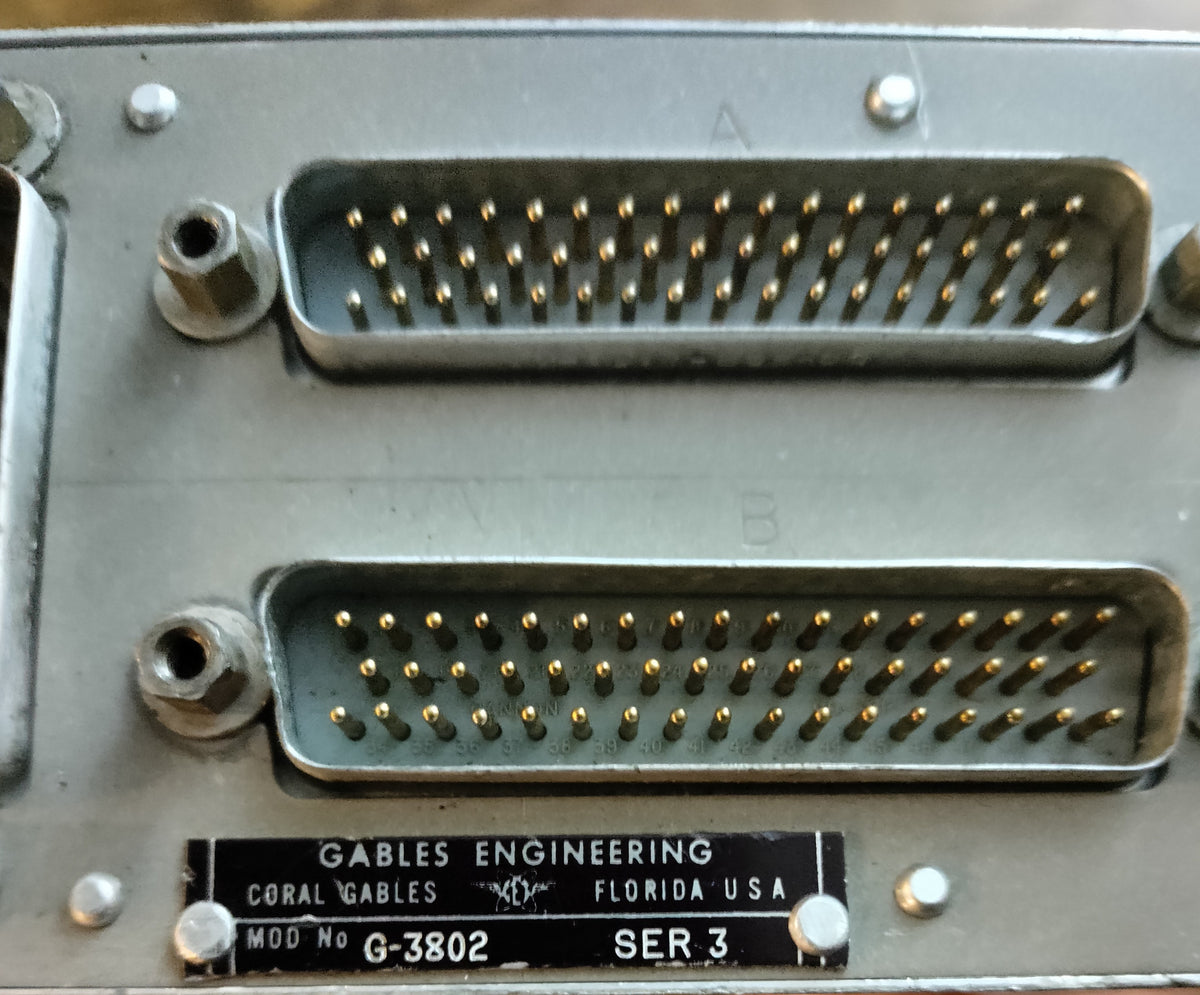RADIO -NAV & COMM CONTROLLER - MOD   G-3802