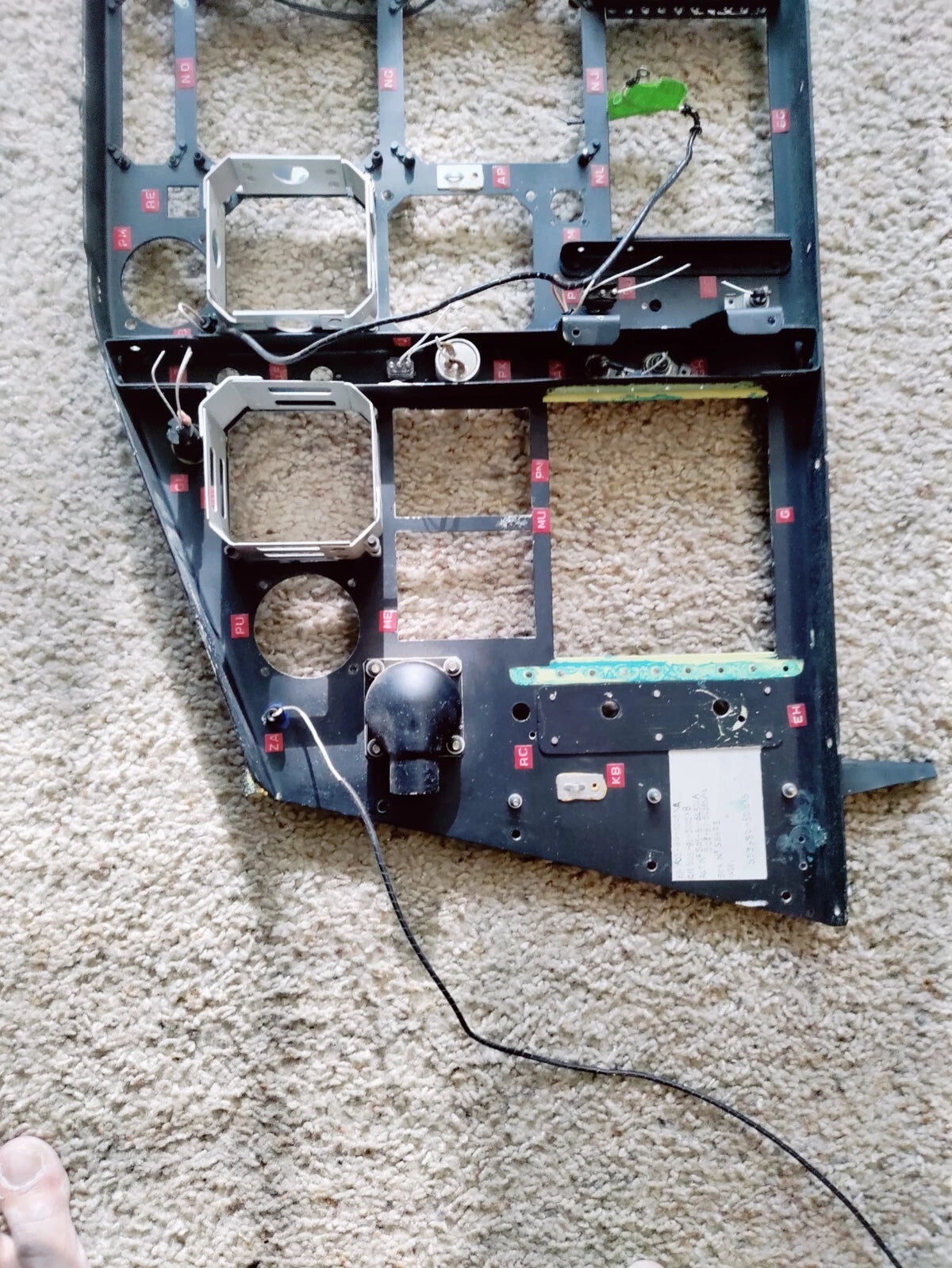 AIRCRAFT INSTRUMENT PANEL