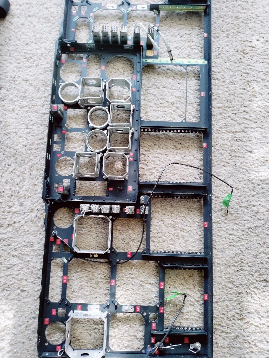 AIRCRAFT INSTRUMENT PANEL